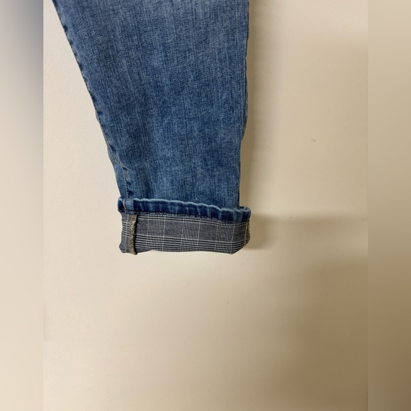 Women’s plus size 20W short skinny jeans. - Picture 5 of 10